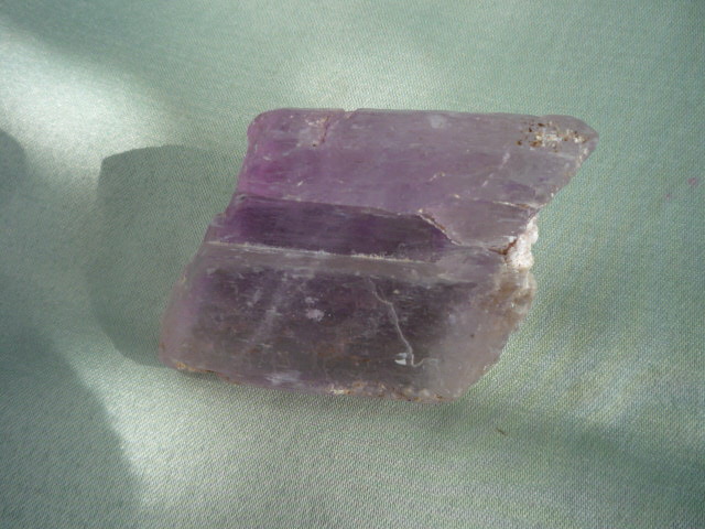 Kunzite Purple helps reduce stress 4041